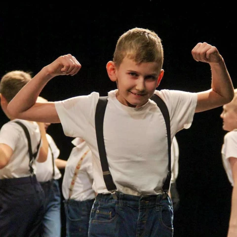 Warsztaty teatralno-cyrkowe