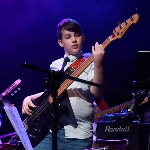 Gitara basowa, kontrabas