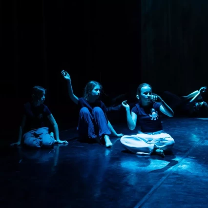 Spektakl „W głębi”